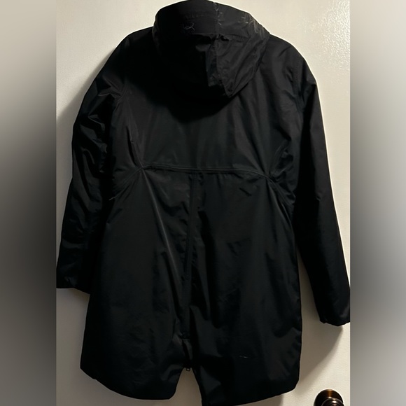Underarmour Size S black jacket - Picture 2 of 2